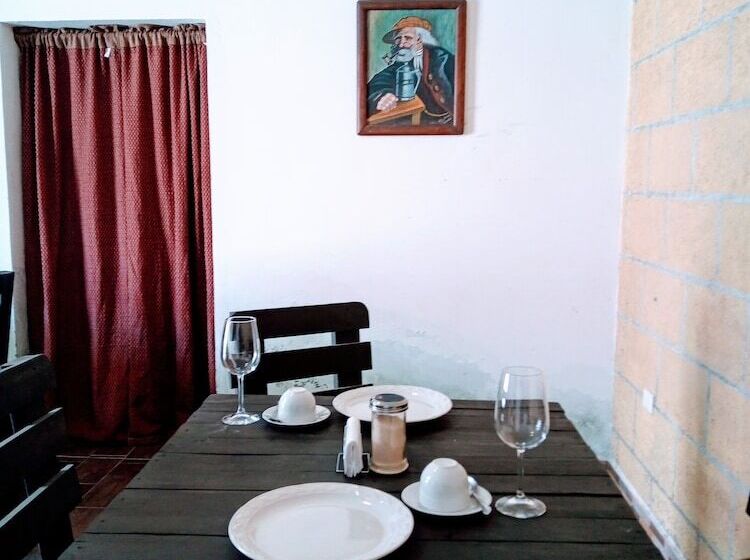 민박 Antique Garcia