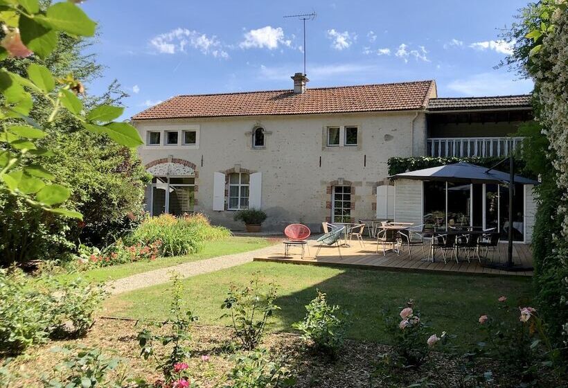 住宿加早餐  Le Clos De La Court D Aron