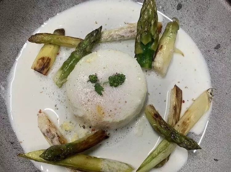 ベッドアンドブレックファースト Le Clos De La Court D Aron