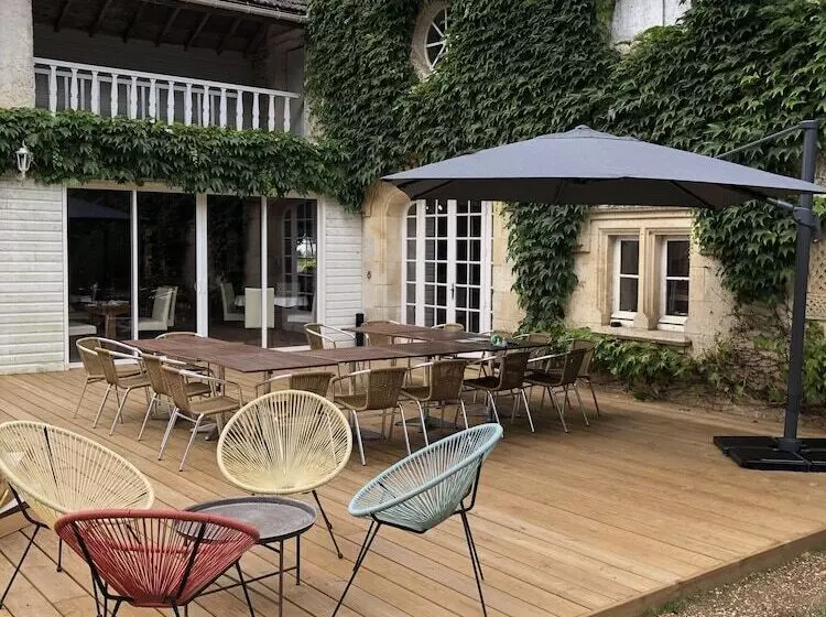 ベッドアンドブレックファースト Le Clos De La Court D Aron