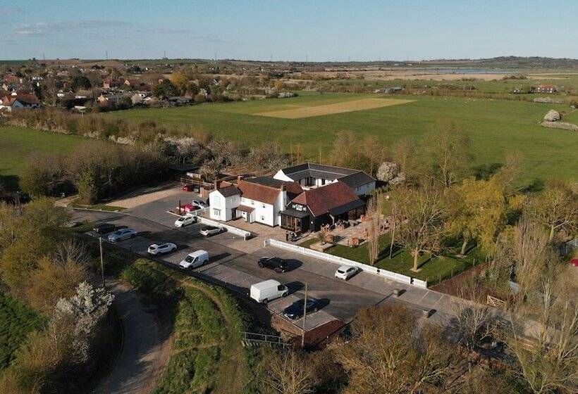 مبيت وإفطار The Ferry Boat Inn