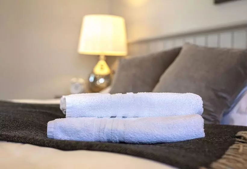 Aamiaismajoitus (B&B) The Ferry Boat Inn