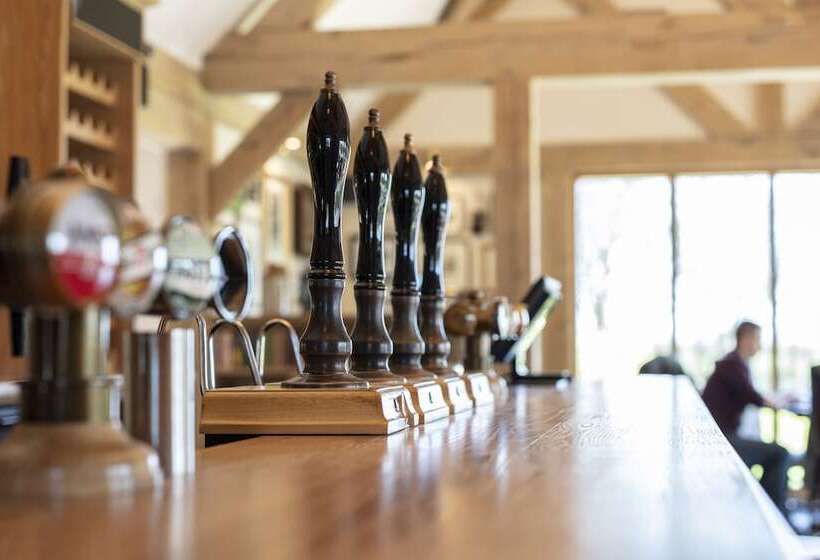 مبيت وإفطار The Ferry Boat Inn