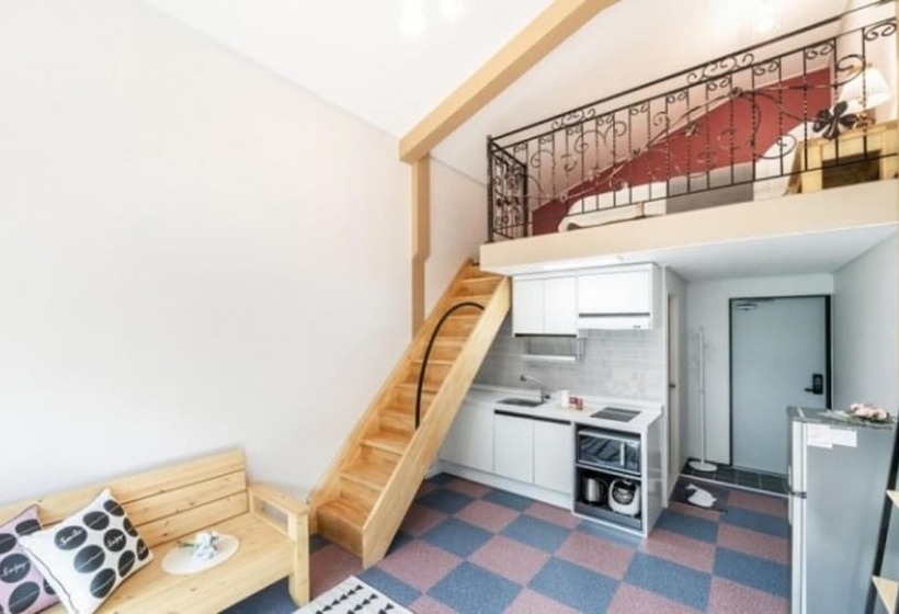 Hadong Jayeonaega Pension