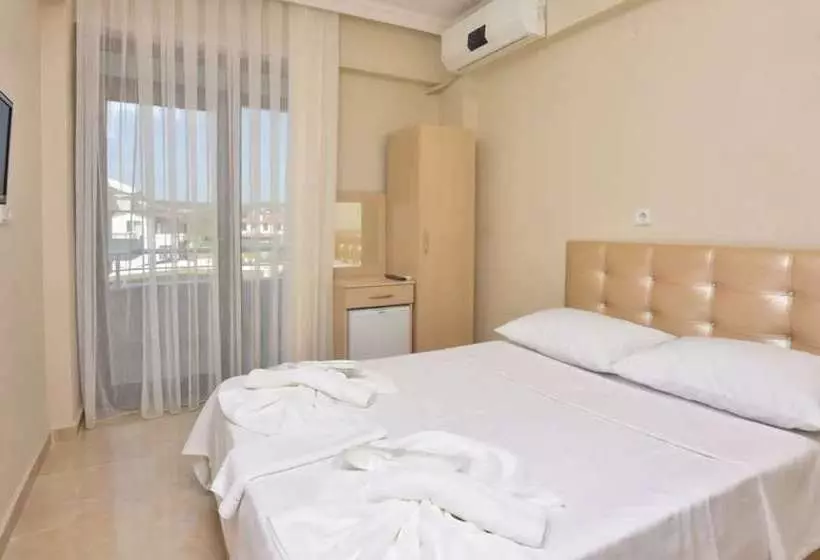 ホテル Altinkum Tatil Konakları