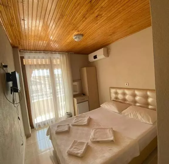 ホテル Altinkum Tatil Konakları