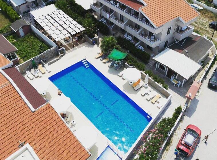 فندق Altinkum Tatil Konakları