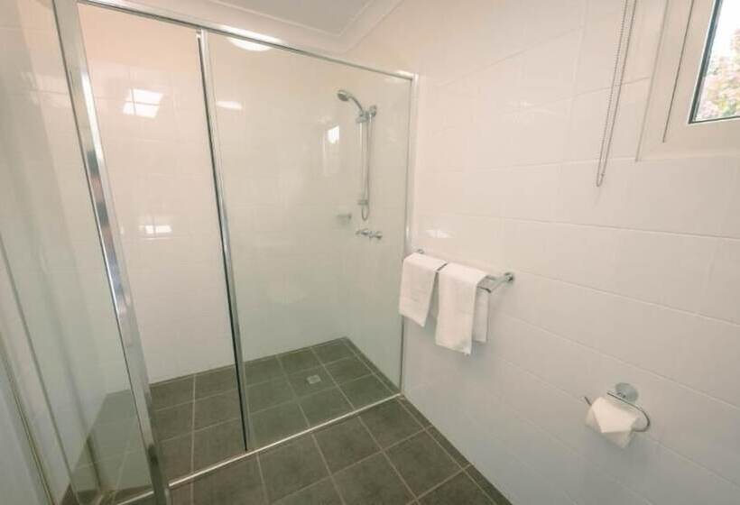 בית מלון כפרי Darwin Resort