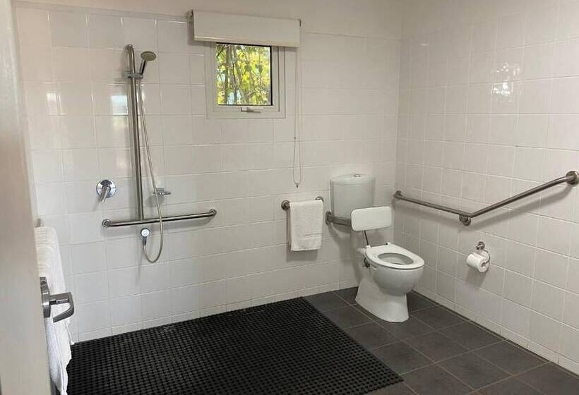 בית מלון כפרי Darwin Resort