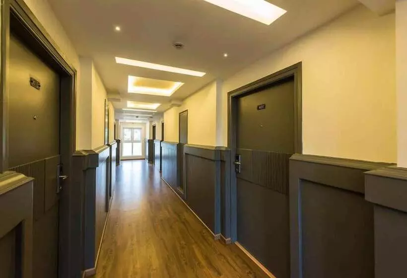 ホテル Dbr Suites