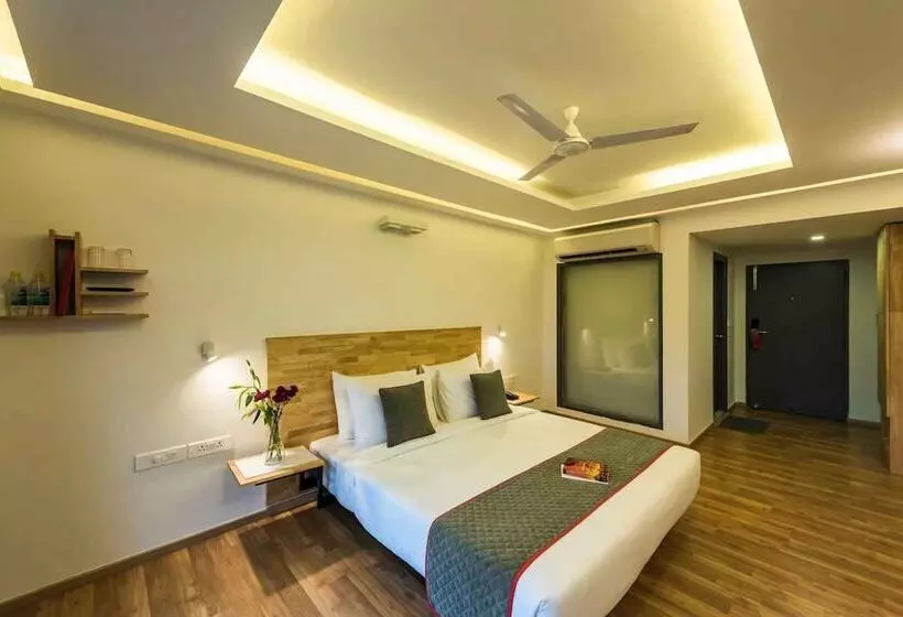 ホテル Dbr Suites