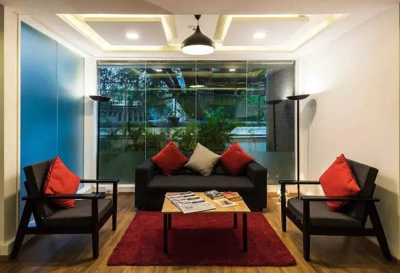 ホテル Dbr Suites