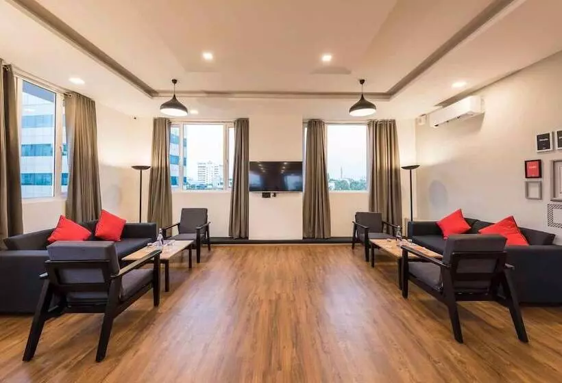 ホテル Dbr Suites