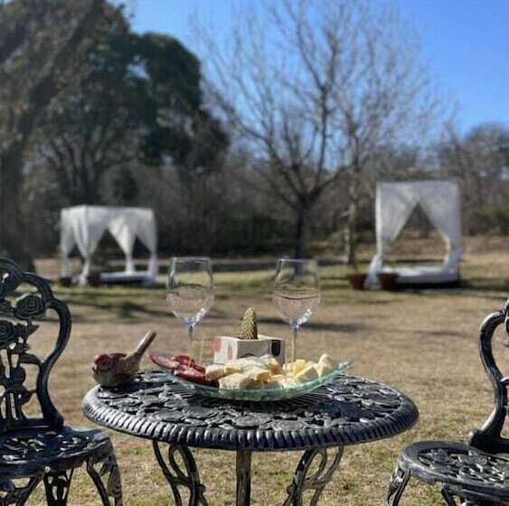 ホテル Estancia La Hungria