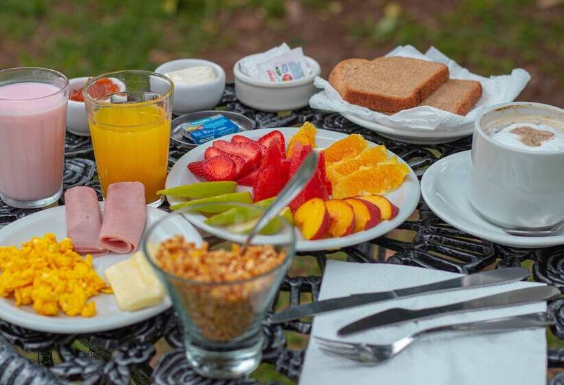 ホテル Estancia La Hungria