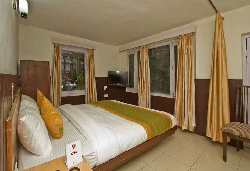 هتل Goroomgo Chandra Cottage Manali