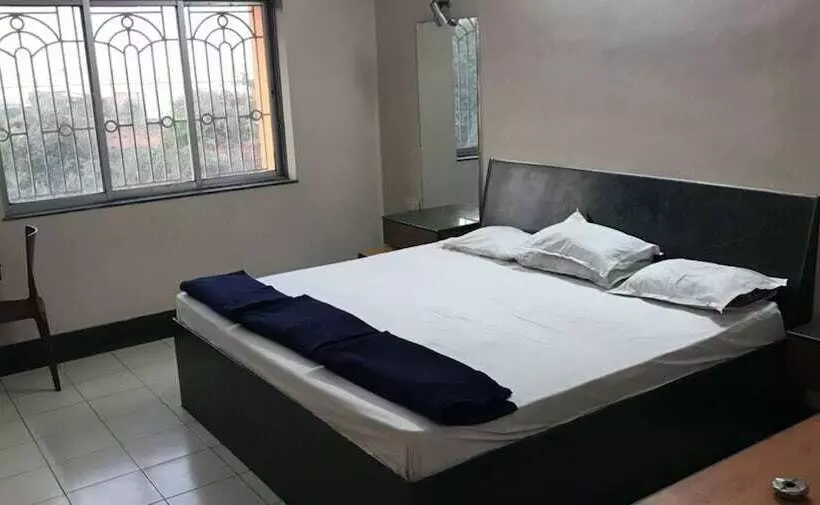 Hotelli Goroomgo Midway No. 1 Asansol