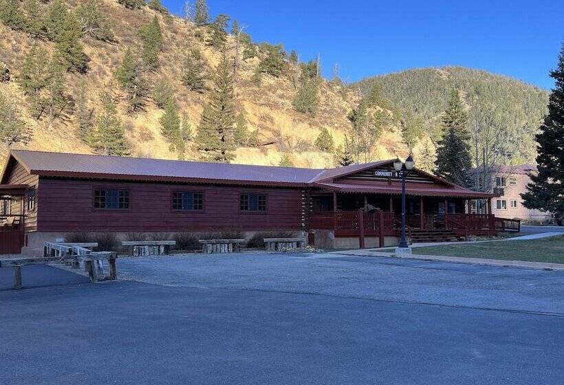 ホテル Mountain View Lodge