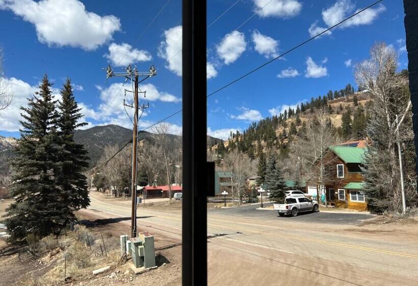 ホテル Mountain View Lodge