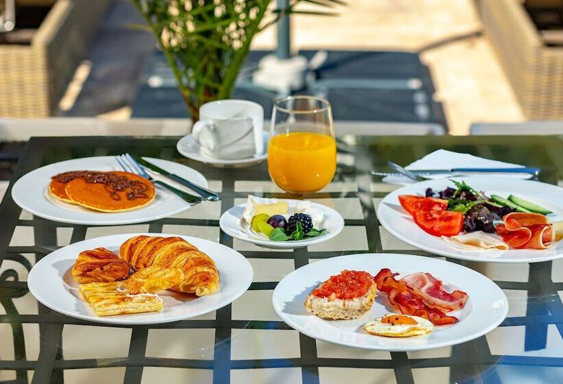 Отель Sierra Blanca Resort Spa