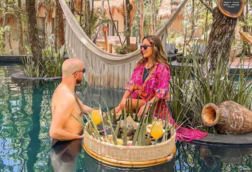 Otel The Yellow Nest