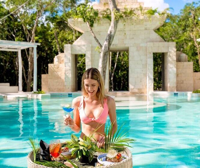 Otel The Yellow Nest