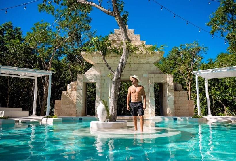 Otel The Yellow Nest