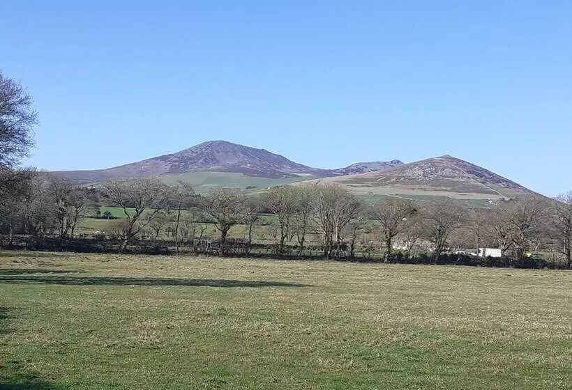 Inviting 3 Bed Cottage Close To Pwllheli