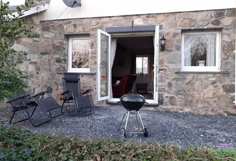 Inviting 3 Bed Cottage Close To Pwllheli