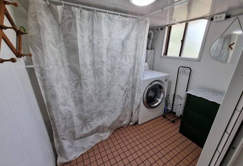 Jeju Gongwoodang Pension