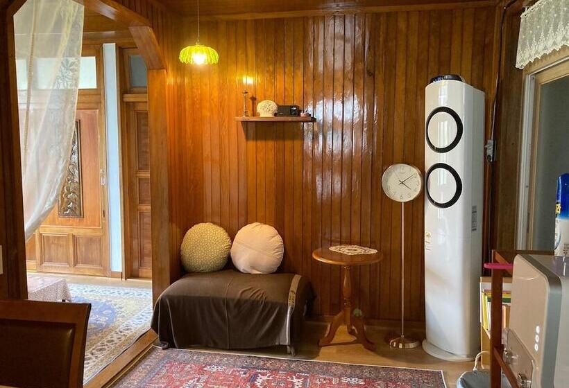 Jeju Gongwoodang Pension