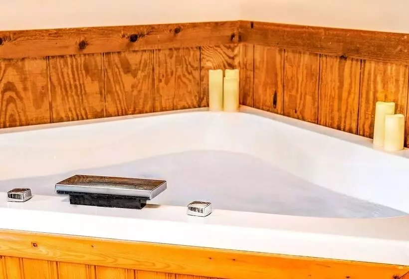 Love Ridge Mountain Lodging