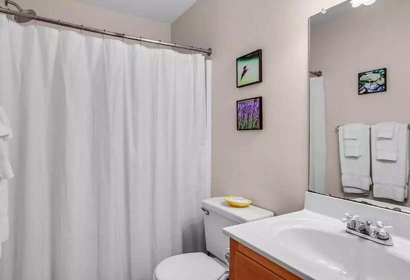 Love Ridge Mountain Lodging