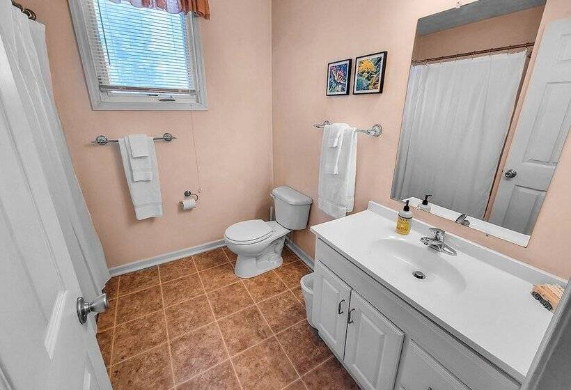 Love Ridge Mountain Lodging