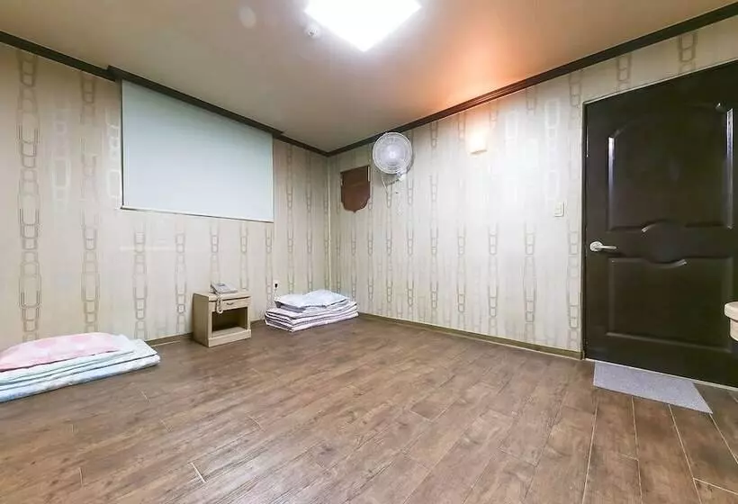 モーテル Nonsan Yeonmu
