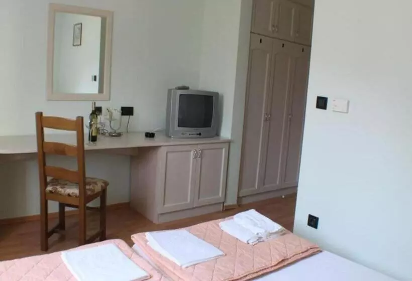 Majatalo Guesthouse Aurora