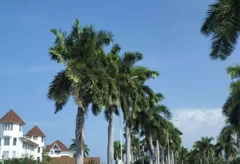 پانسیون Seacastles Exclusive Vacation  Rentals