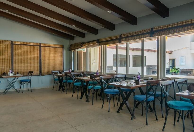 Playotel Resort Bhopal