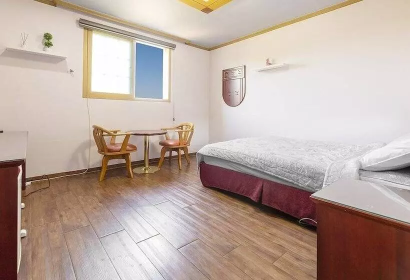 Pocheon Bomulsum Pension