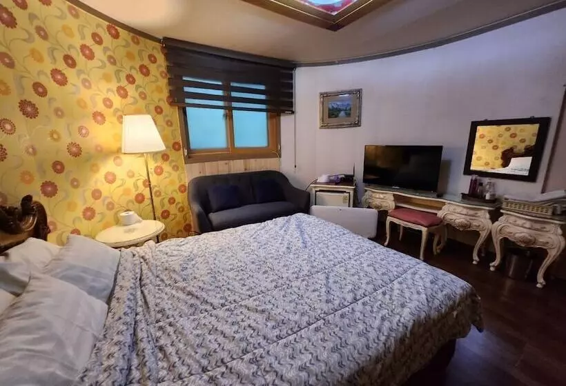 Pocheon Bomulsum Pension