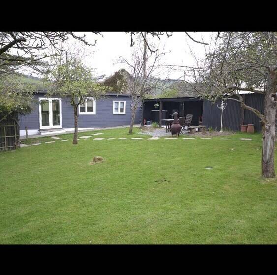 Stunning 2 Bed Cabin In Nantglyn Denbigh