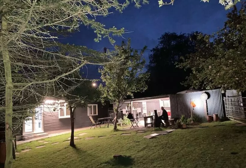 Stunning 2 Bed Cabin In Nantglyn Denbigh