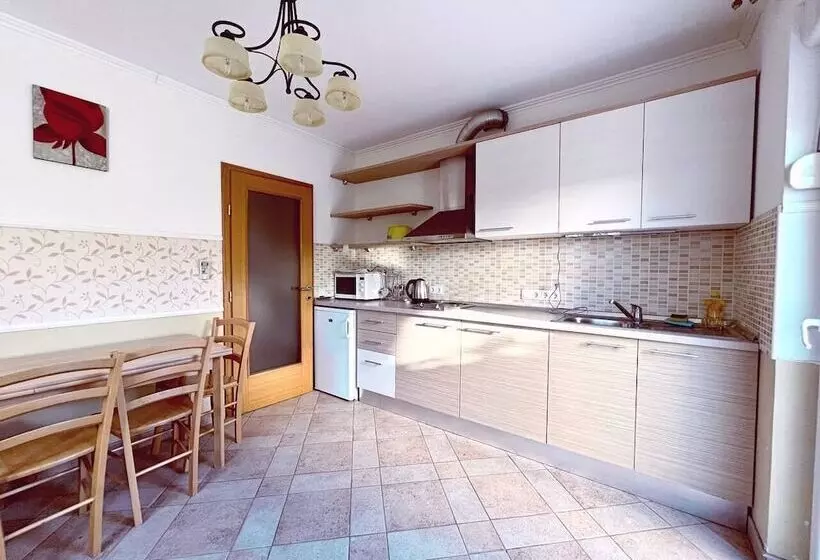 Villa In Seget