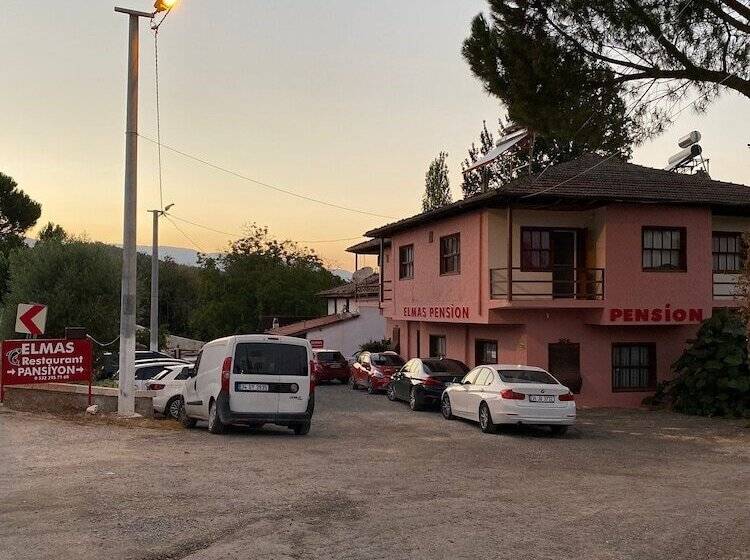 Elmas Pansiyon