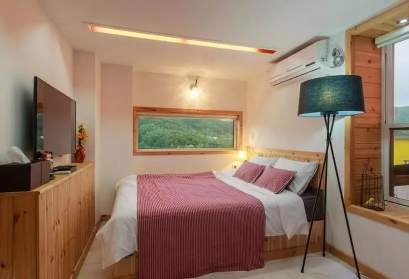 Hoengseong Cabin Town Pension