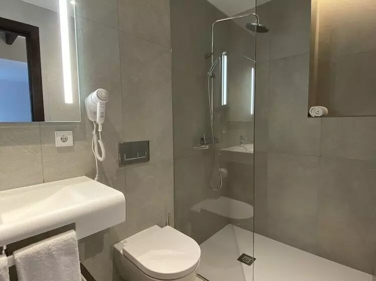 Hotelli Alaro Natura Rural Suites