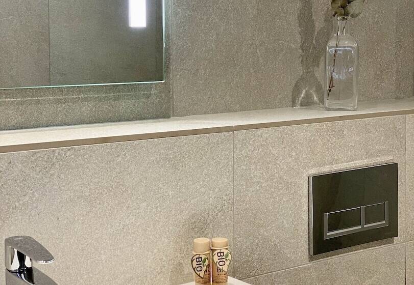 هتل Alaro Natura Rural Suites