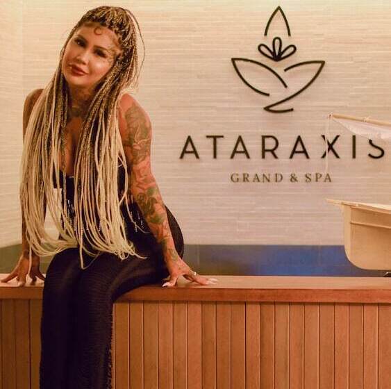 هتل Ataraxis Grand And Spa