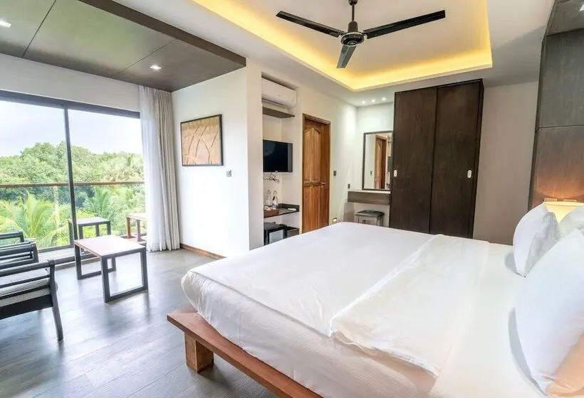هتل Ataraxis Grand And Spa