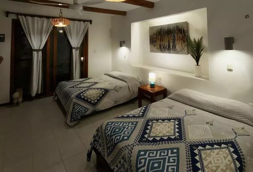 Hotelli Cabañas Laguna